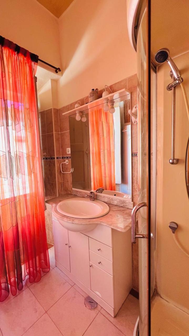 Ala Do Castelo Hotel Лагос Екстериор снимка